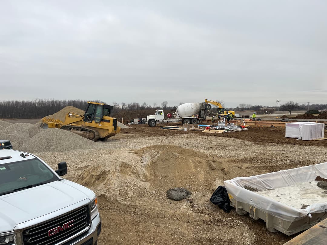 Large Retail Building Illinois