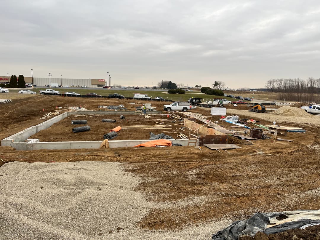 Large Retail Building Illinois